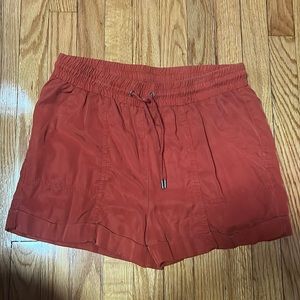 Burnt orange Universal Thread summer shorts, size M